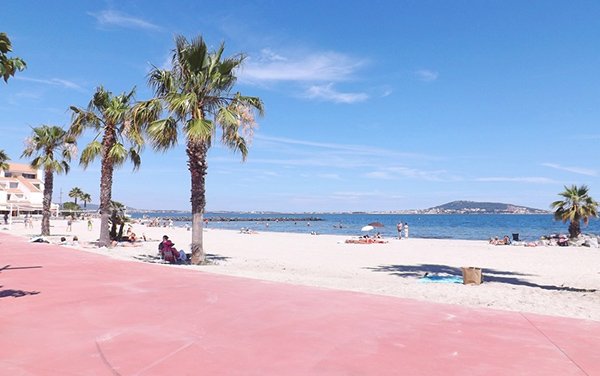 Visiter la ville de Mèze près du Mas de Thau